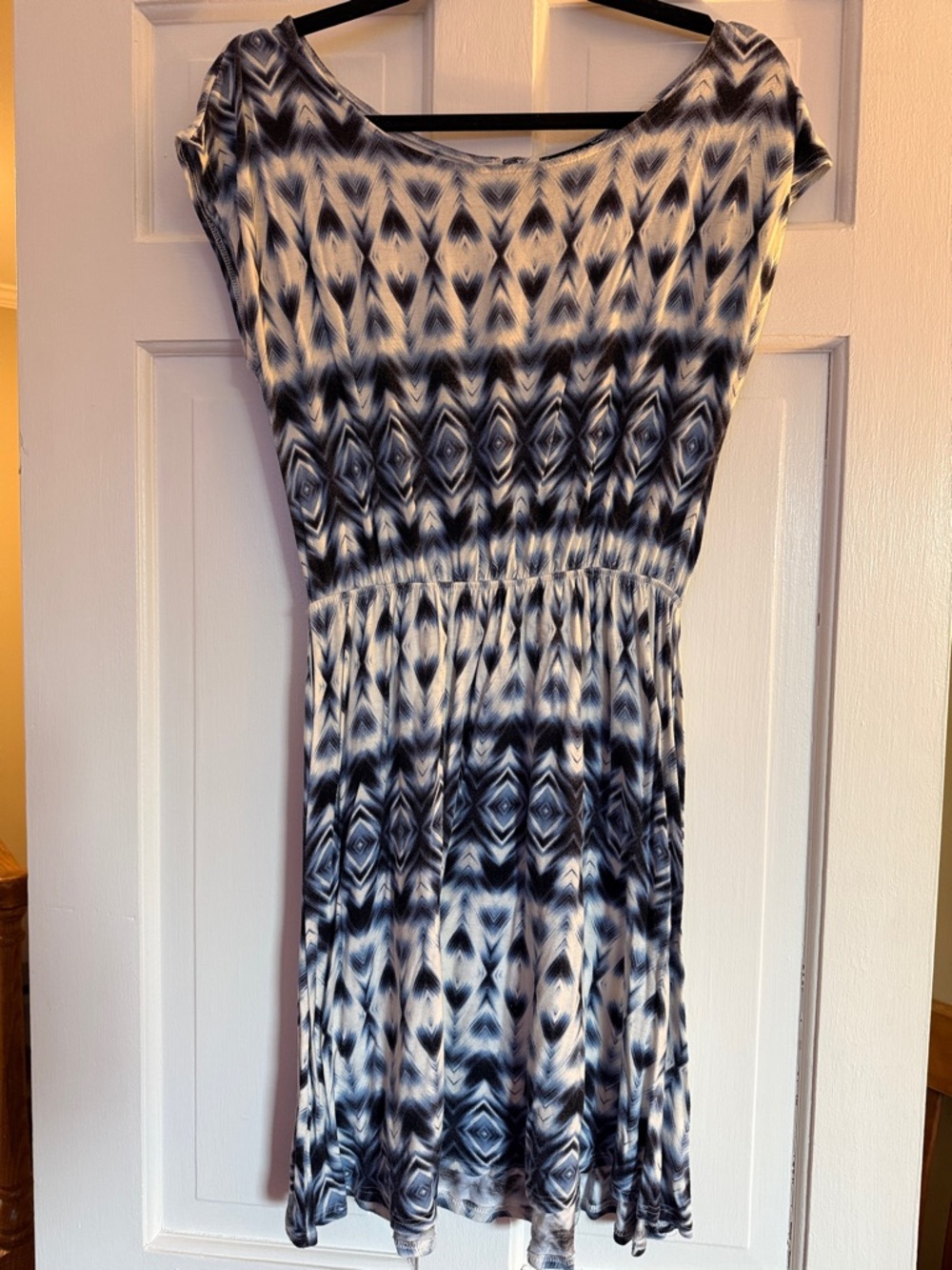 Papermoon Blue and White Geometric Short Sleeve Top